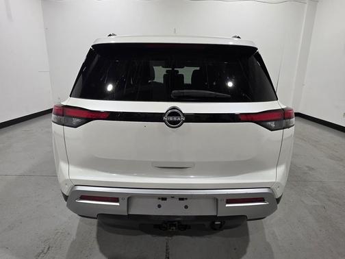 2022 Nissan Pathfinder SV 4WD