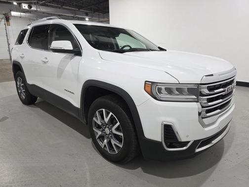 2023 GMC Acadia AWD SLT