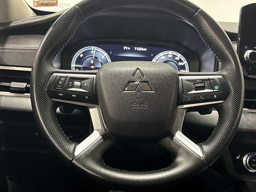2023 Mitsubishi Outlander PHEV SEL