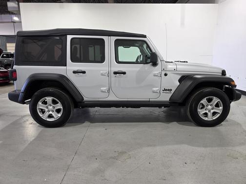 2022 Jeep Wrangler Unlimited Sport