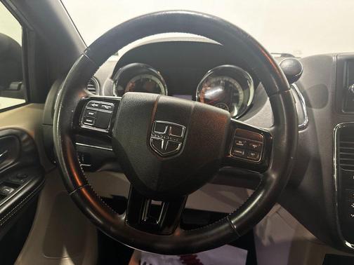 2016 Dodge Grand Caravan AVP/SE