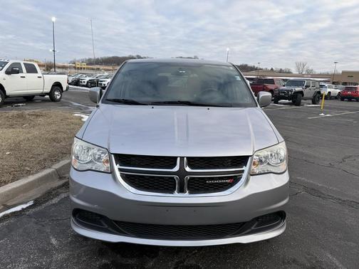 2016 Dodge Grand Caravan AVP/SE