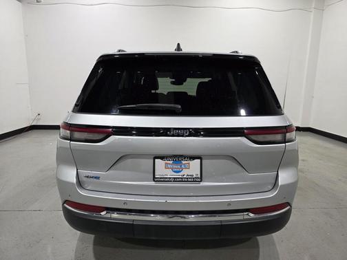 2023 Jeep Grand Cherokee 4xe Base