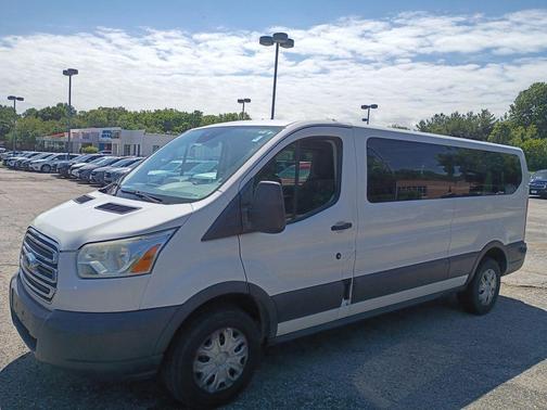 Oxford White 2017 Ford Transit-350 XLT