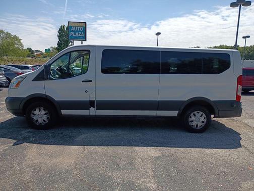 Oxford White 2017 Ford Transit-350 XLT