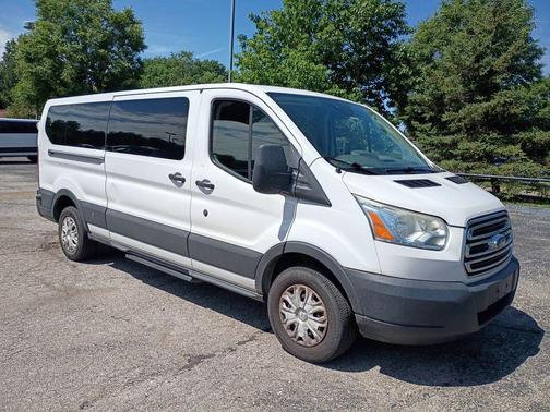 Oxford White 2017 Ford Transit-350 XLT