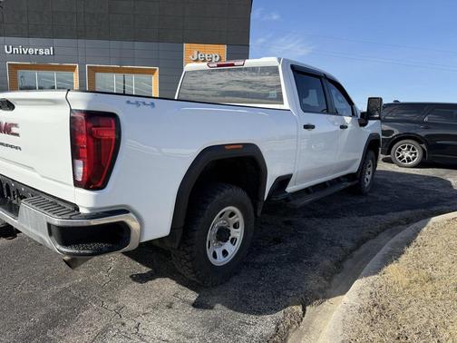 2023 GMC Sierra 2500 Pro