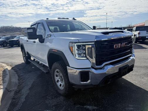 2023 GMC Sierra 2500 Pro