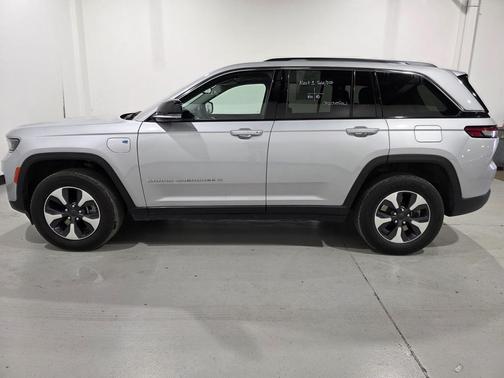 2023 Jeep Grand Cherokee 4xe Base