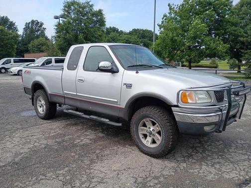 2002 Ford F-150 XLT
