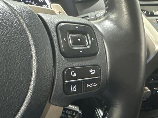 2021 Lexus NX 300 Luxury