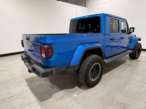Hydro Blue Pearlcoat 2020 Jeep Gladiator Overland