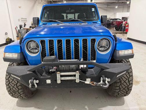 Hydro Blue Pearlcoat 2020 Jeep Gladiator Overland