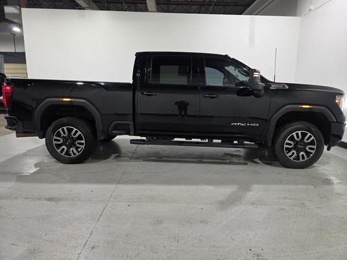 2023 GMC Sierra 2500 AT4