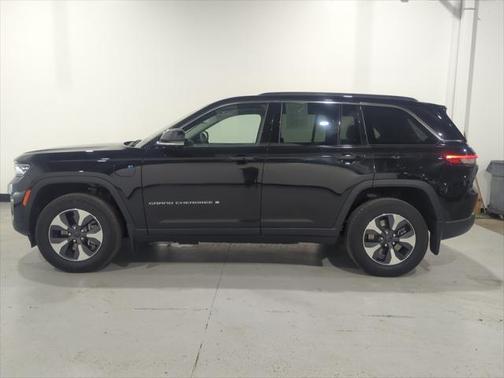2022 Jeep Grand Cherokee 4xe Base