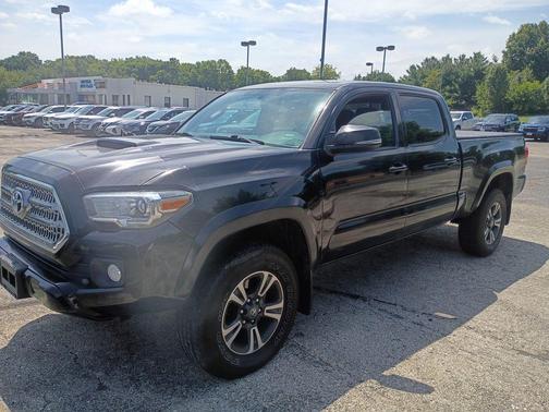 Black 2016 Toyota Tacoma TRD Sport