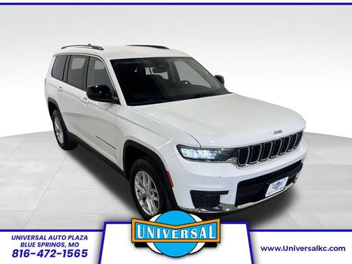 Bright White Clearcoat 2023 Jeep Grand Cherokee L Laredo