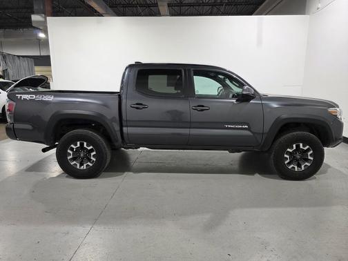 2023 Toyota Tacoma TRD Off-Road