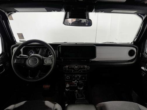 Granite Crystal Metallic Clearcoat 2025 Jeep Wrangler Willys