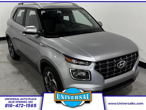 Shimmering Silver 2025 Hyundai VENUE SEL