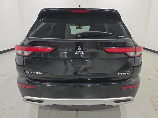 2023 Mitsubishi Outlander PHEV SE S-AWC