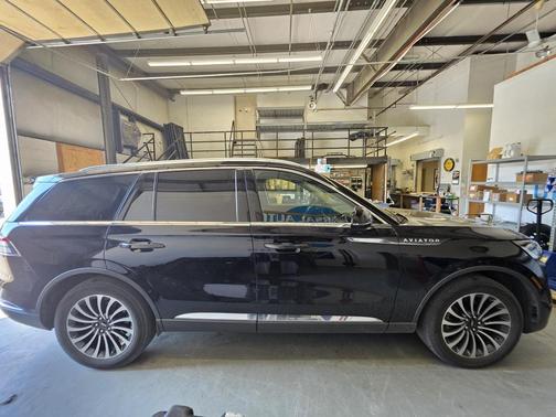 2022 Lincoln Aviator Reserve AWD