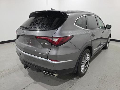 2022 Acura MDX Advance Package
