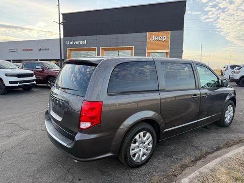 2018 Dodge Grand Caravan SE