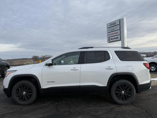 2019 GMC Acadia SLT-1