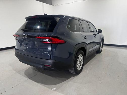 Cloud 2024 Toyota Grand Highlander XLE