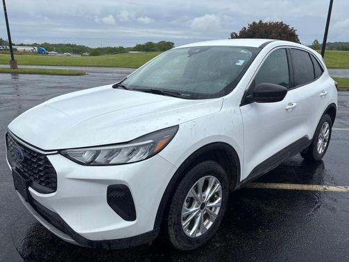 White 2024 Ford Escape Active