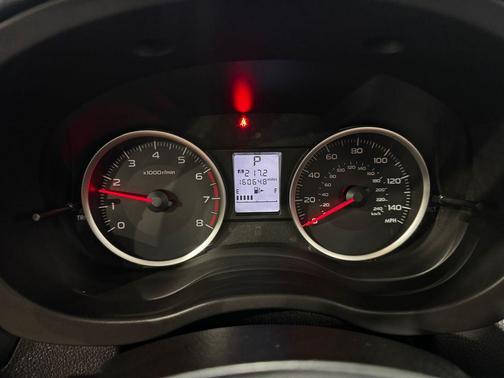 Ice Silver Metallic 2016 Subaru Forester 2.5i Premium