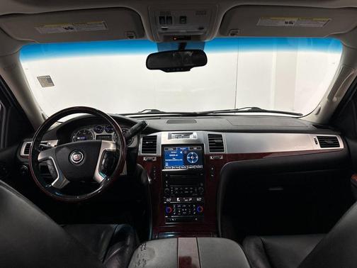 2010 Cadillac Escalade Premium