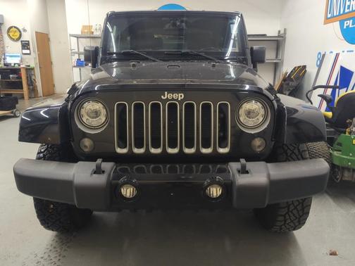 2018 Jeep Wrangler JK Sahara