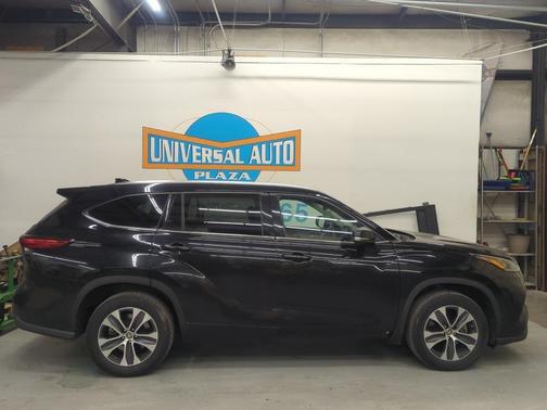 2020 Toyota Highlander XLE