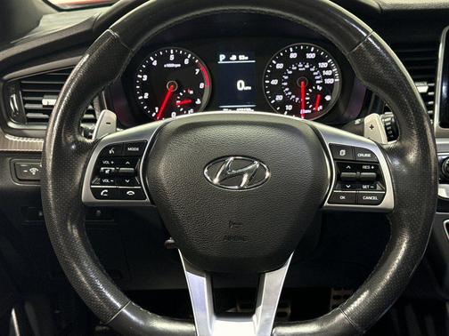 2019 Hyundai SONATA Sport