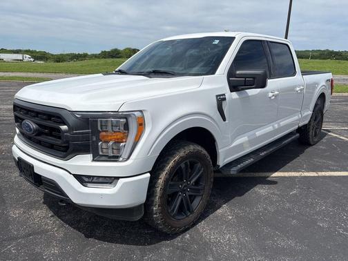 White 2021 Ford F-150 XLT