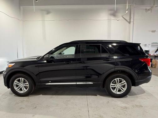 Black Metallic 2023 Ford Explorer XLT