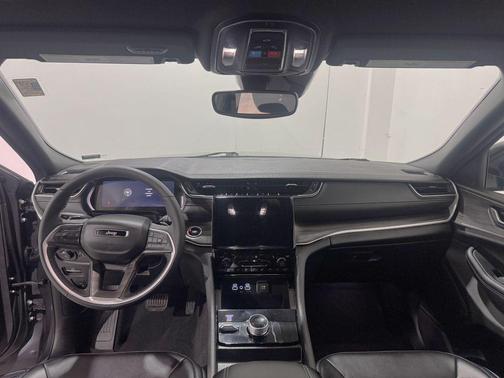 Baltic Gray Metallic Clearcoat 2025 Jeep Grand Cherokee L Limited