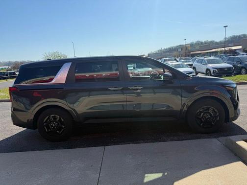 Panthera Metal 2025 Kia Carnival LXS