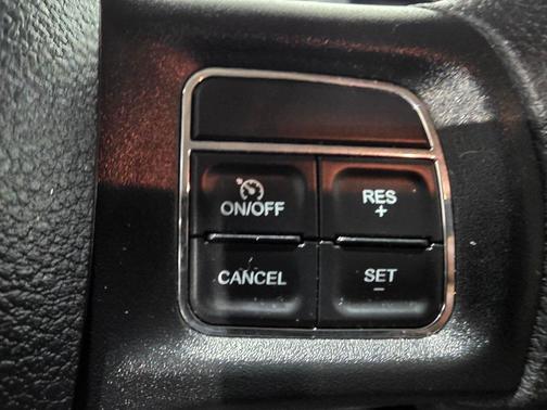 2018 RAM 2500 Tradesman Crew Cab 4x4 6'4' Box