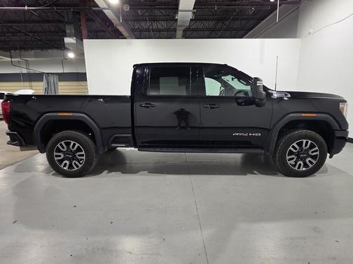 2023 GMC Sierra 2500 AT4