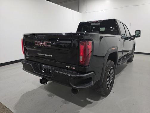2023 GMC Sierra 2500 AT4
