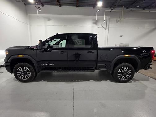 2023 GMC Sierra 2500 AT4