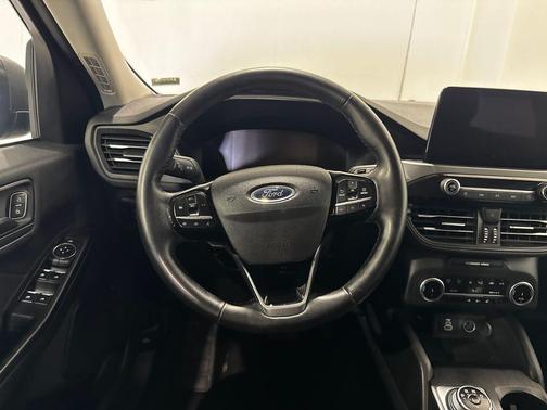 Carbonized Gray Metallic 2024 Ford Escape Active