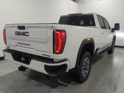 2022 GMC Sierra 2500 AT4