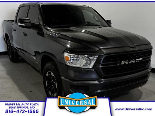 Granite Crystal Metallic Clearcoat 2022 RAM 1500 Big Horn/Lone Star