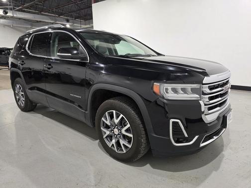 2023 GMC Acadia AWD SLT