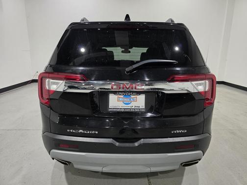 2023 GMC Acadia AWD SLT