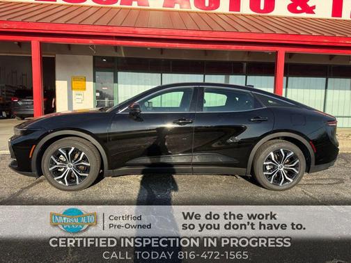 Black 2025 Toyota Crown XLE